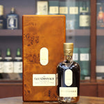 This GlenDronach Grandeur bottling is from Batch 009 with 1487 bottles being released in 2018. Exclusively matured in the finest Sherry Casks from 1990, 1992 and 1993 Vintage.