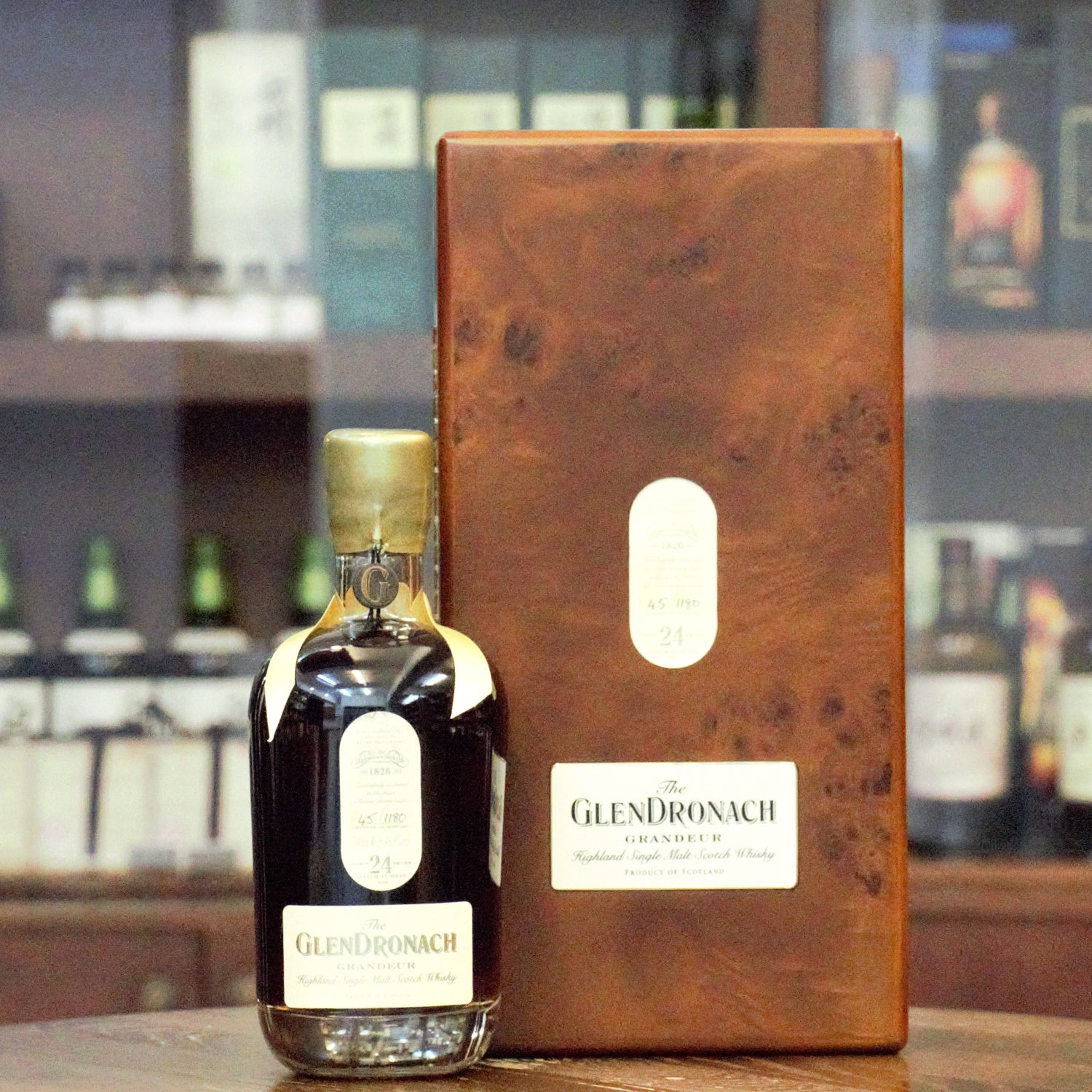 This Grandeur bottling is from Batch 006 with 1180 bottles being released. Exclusively matured in the finest Oloroso Sherry Casks, this is an intense, rich, full bodied GlenDronach. Sultanas, toffee and rich spices coating the palate, this is definitely worth a try for all GlenDronach/Sherry Cask Whisky fans.&nbsp;