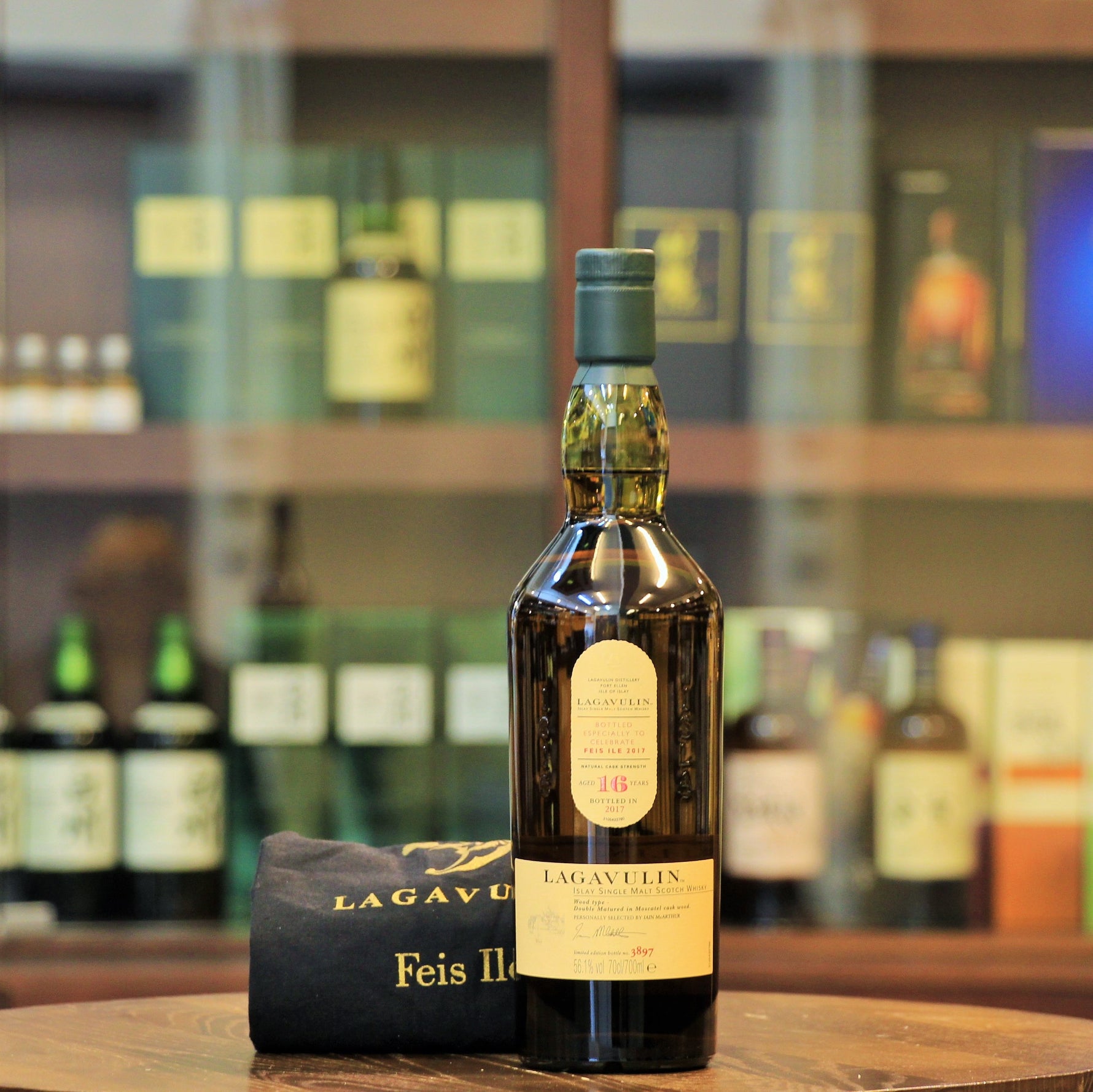 Lagavulin 16 Years Old Feis Ile 2017 Single Malt Scotch Whisky